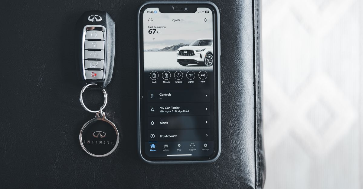 Nissan car key fob — Jacksonville Locksmith