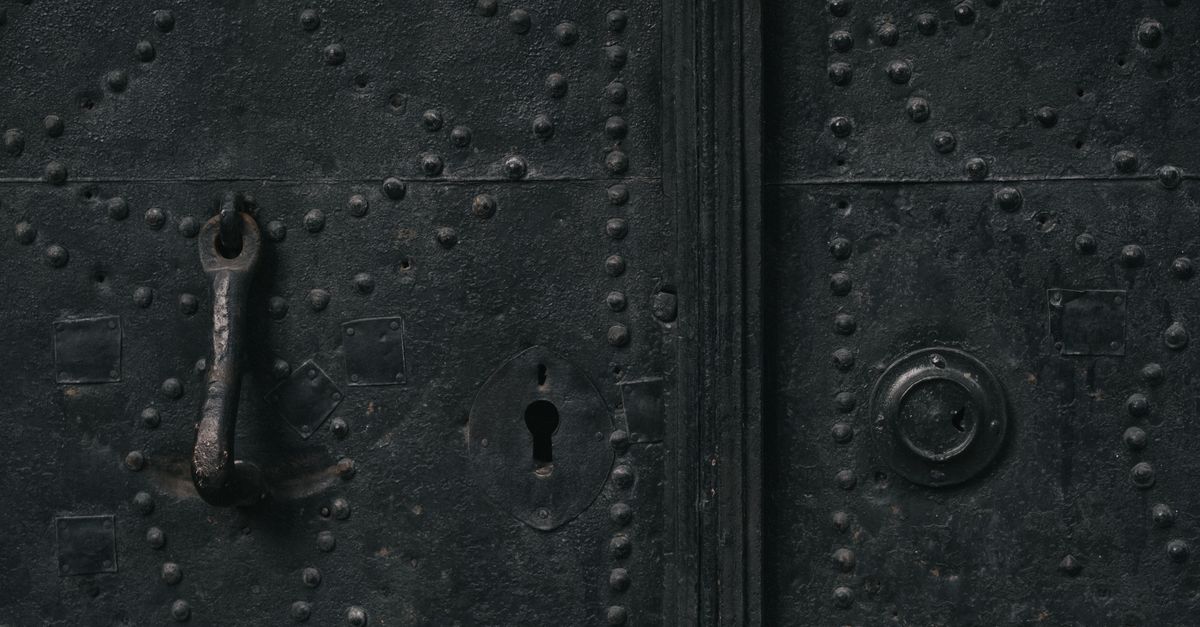 door security hardware — Jacksonville Locksmith