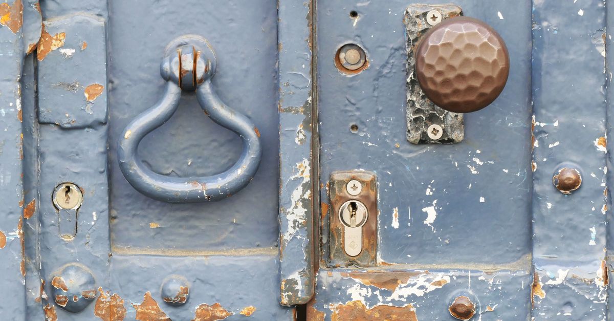 door security hardware — Jacksonville Locksmith